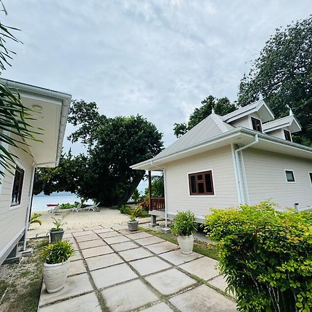 Digwa Beach Chalet La Digue Buitenkant foto